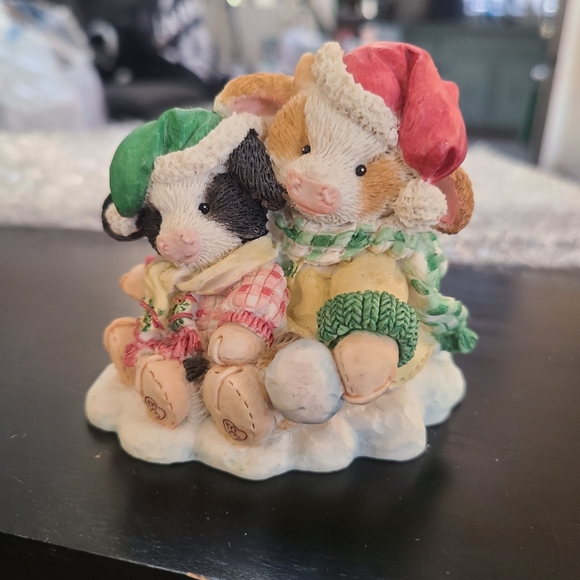 Enesco Other - Mary's Moo Moos Merry Christmoos 651702